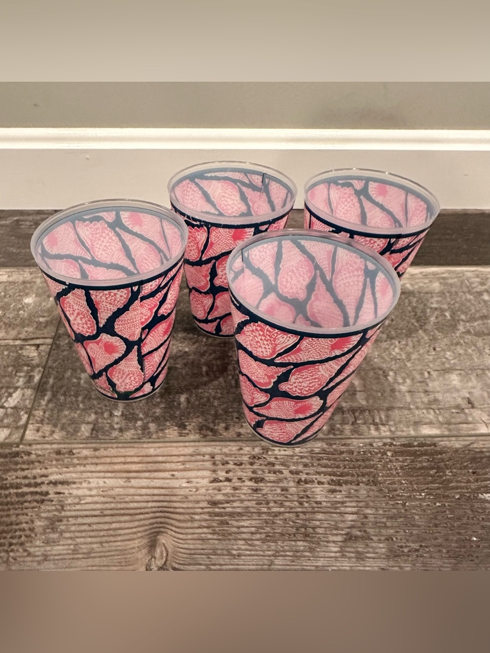 Lilly Pulitzer Pink Shell Pattern Plastic Tumblers - Set of 4